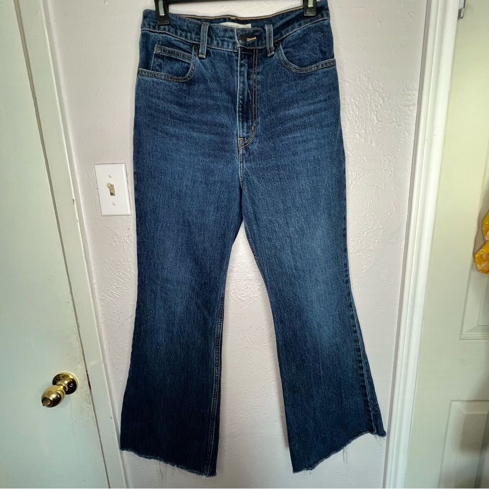 Levi’s Premium 70s High Flare Classic Blue Women's Dark Blue Denim Jeans Sz 28 - Picture 2 of 11